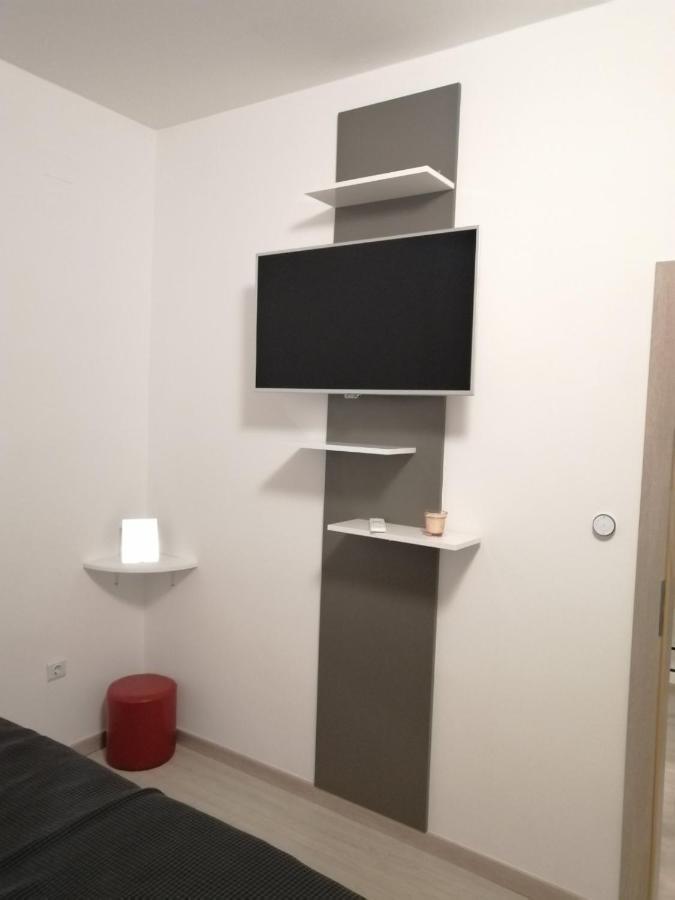 Evita Apartment Karlovac Esterno foto